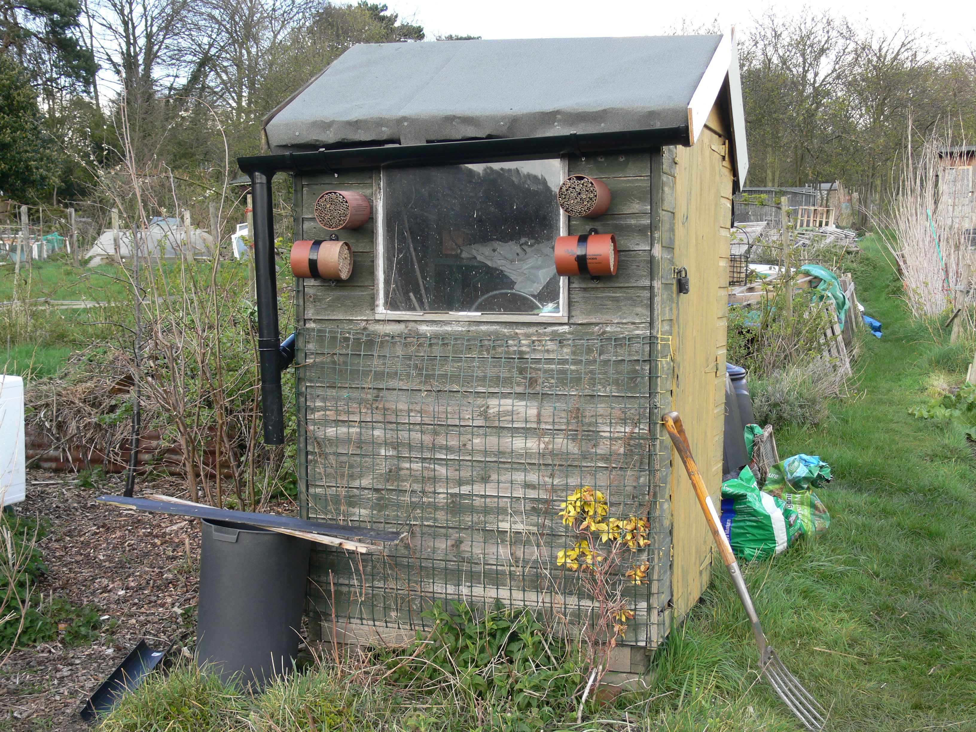 Allotment Shed : What It Is Possible To Get From Patio Furniture ...